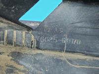 Chlapacz Toyota Land Cruiser 120 J120 76625-60170 3.0 D4D (1KD)