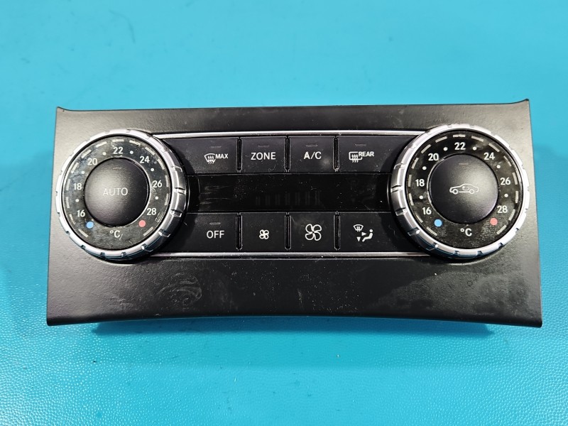 Konsola panel nawiewu Mercedes W204 A2046809208, A2049006608