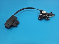 Zamek klapy tył Citroen C4 Picasso II 13-19 HB 4piny z dociagiem 9804404180