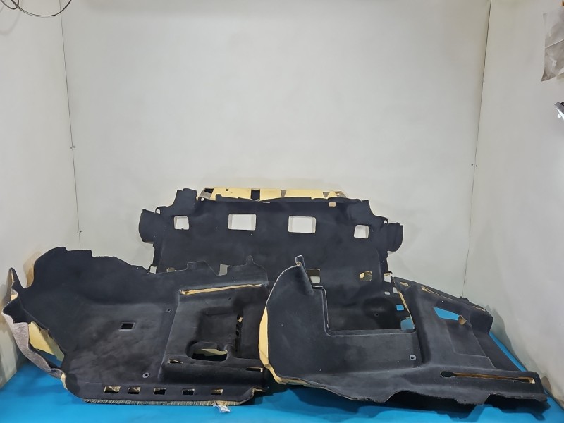 Wykładzina DYWAN PODŁOGA AUDI Q7 II 4M 4M0863019, 4M1863103