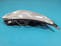 Reflektor prawy lampa przód Peugeot 407 EUROPA