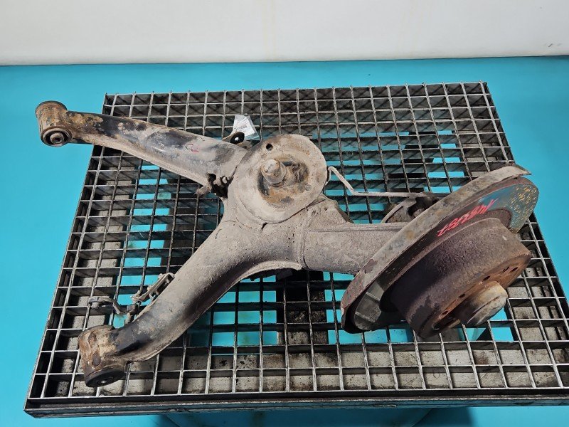 Piasta koła tył lewa zwrotnica łożysko Opel Omega B 2.0 16v