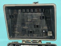 Skrzynka bezpieczników Chrysler Pacifica 04727832AH