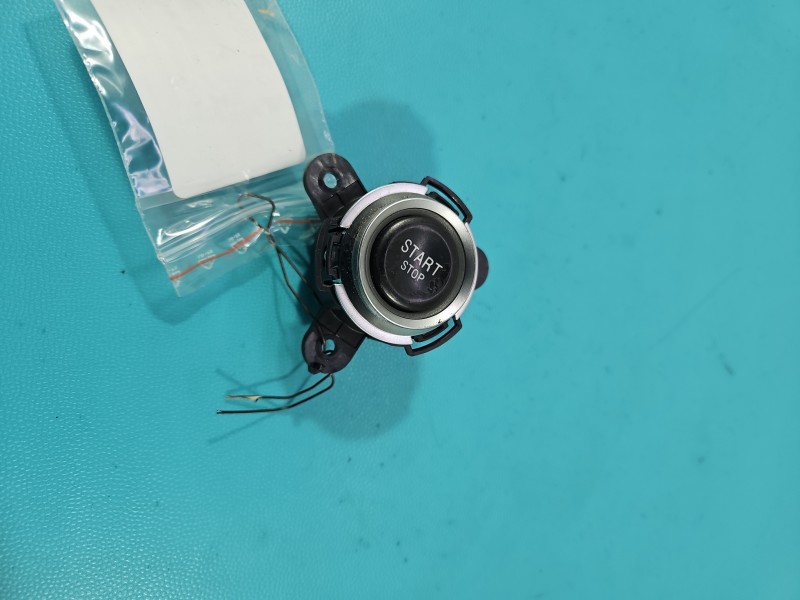 Przełącznik zapłony start stop 8PIN Alfa romeo 159