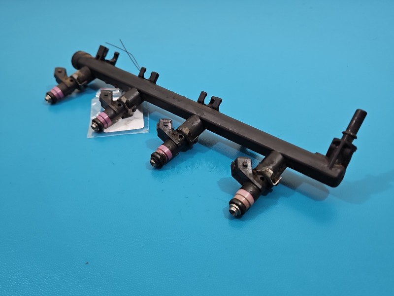 Wtryskiwacz Renault Scenic II H132259, 8200135504E 1.6 16V