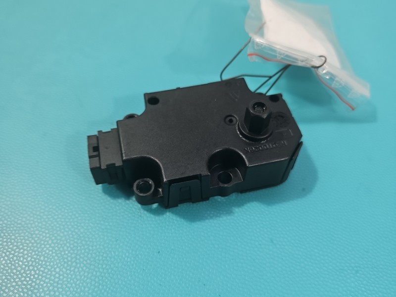 Silniczek nawiewu NAGRZEWNICY Mercedes W222 EUROPA