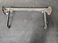 Tylna belka oś tył Nissan Primera P12 1.8 16V