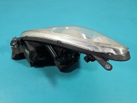 Reflektor prawy lampa przód Toyota Corolla Verso II EUROPA