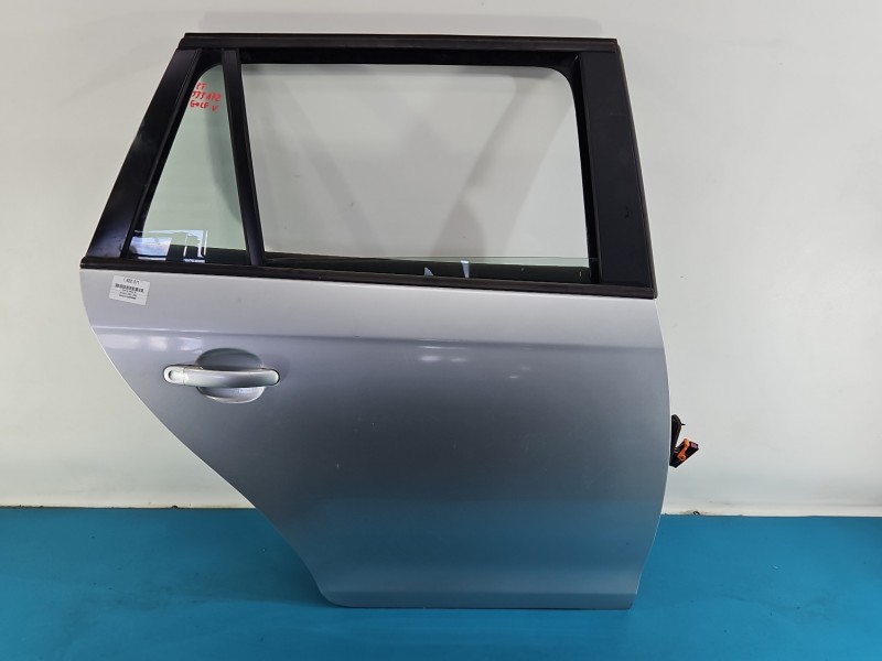 Drzwi tył prawe Vw Golf V kombi 5d LA7W