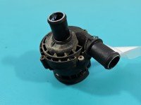 Pompka obiegu wody pompa Nissan Qashqai I J10 06-13 2.0 dci