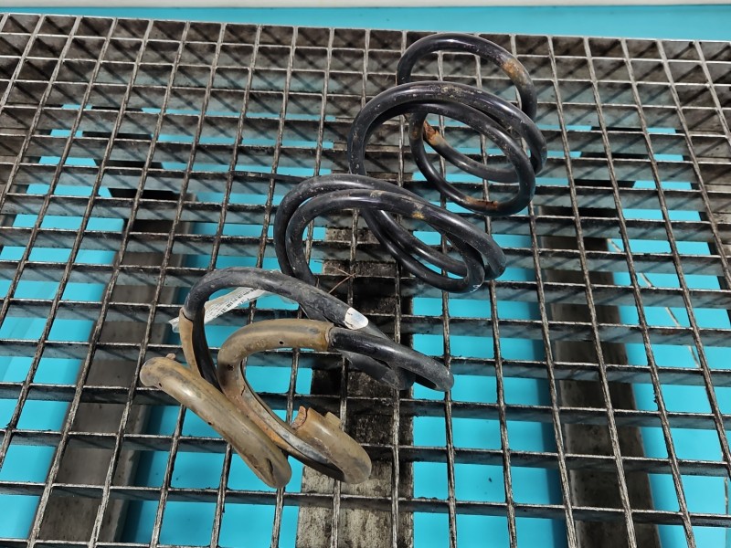 Sprężyny przód komplet Suzuki Swift Mk7 1.2 16V