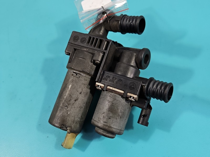 Zawór wody Bmw X3 e83 elektrozawór 8369807