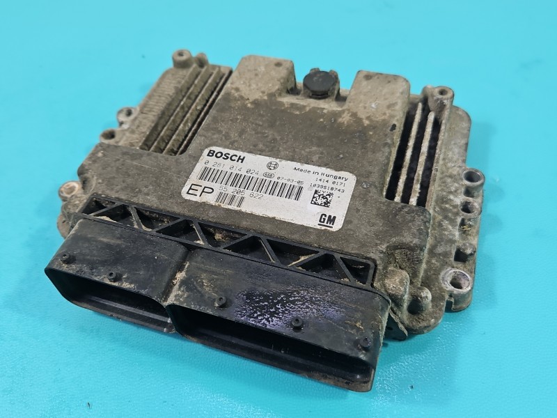 Komputer Sterownik silnika Opel Zafira B 1.9 cdti 0281014024, 55205622