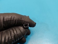 Pas bezpieczeństwa przód prawy pasażera BMW F01 615796400D