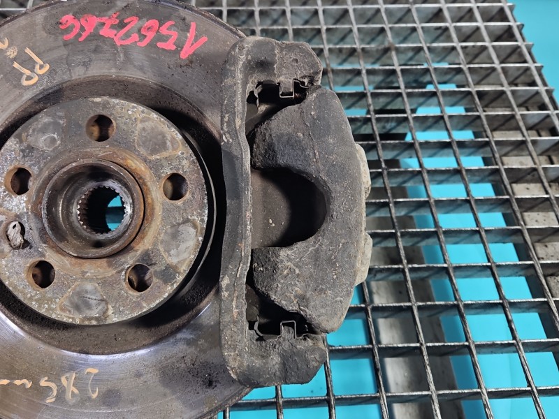 Zacisk przód prawy Citroen C8 2.0 hdi