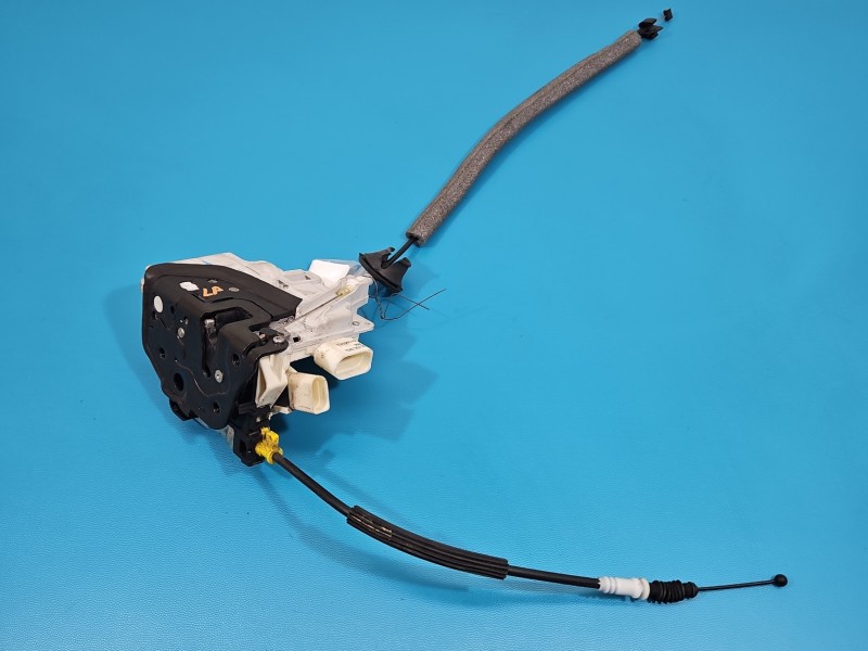 Zamek przód lewy 4G1837015 AUDI A6 C7 EUROPA Producent części: Audi, 9+3pin