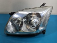 Reflektor lewy lampa przód Toyota Avensis II T25 EUROPA