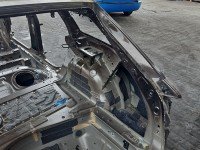 Błotnik tył prawy AUDI A6 C7 brązowy LY8Z ćwiartka