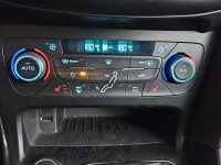 Konsola panel nawiewu Ford Focus Mk3