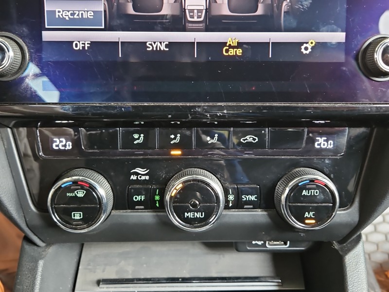 Konsola panel nawiewu Skoda Octavia III 5E0907044BA