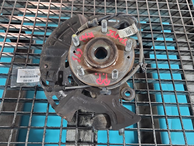 Zwrotnica prawa piasta przód 1.6 crdi Hyundai I30 III 16-