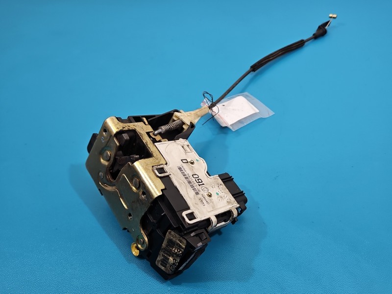 Zamek przód lewy 1690427 mazda Tribute I 00-07 EUROPA Producent części: Mazda, 9 PIN