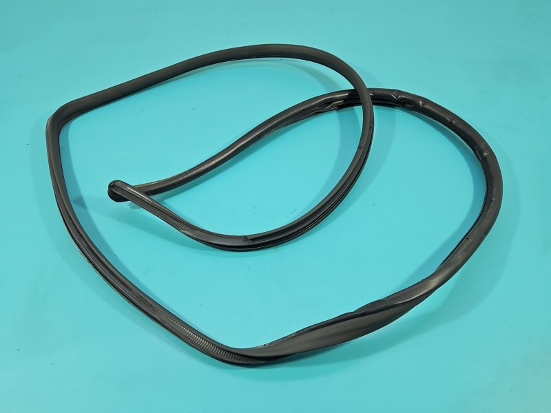 Uszczelka drzwi tył lewa INFINITI QX50