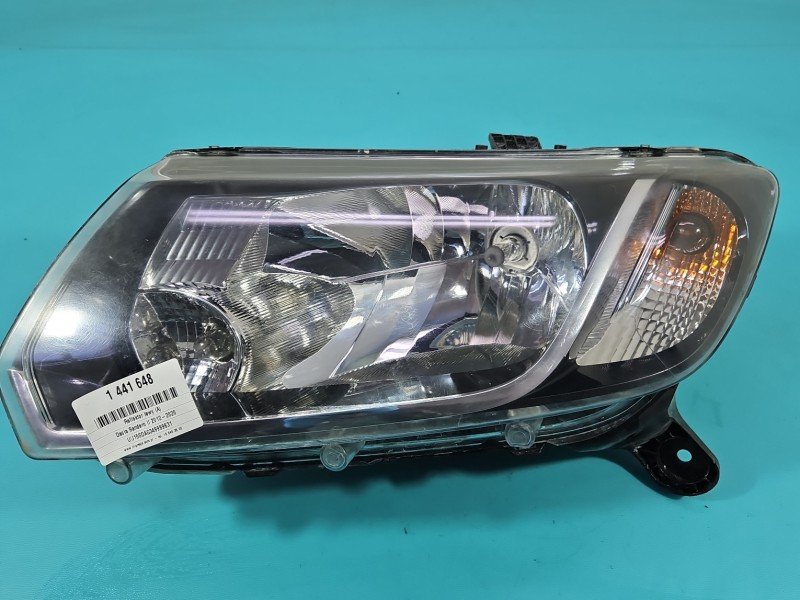 Reflektor lewy lampa przód Dacia Sandero II 12-20 EUROPA Reflektor lewy lampa przód Dacia Sandero II 12-20 EUROPA