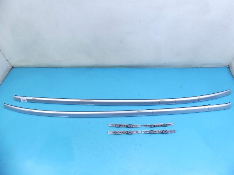 Listwa dachowa prawa dachu Toyota Avensis III T27 75551-05030 Listwa dachowa prawa dachu Toyota Avensis III T27 75551-05030
