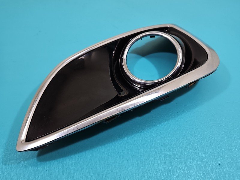 Zaślepka kratka zderzaka prawa atrapa Hyundai Ix35 09-13 86586-2Y000