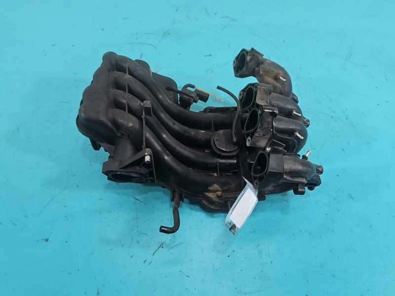 Kolektor ssący Audi A3 8L 06A133185DN 1.6 sr