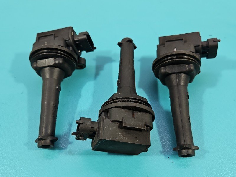 Cewka zapłonowa Volvo XC90 I 02- 2.9 T6 IMPRK1408093, Europejska, 3 elementy. Dwie cewki o numerze 0221604001, jedna...