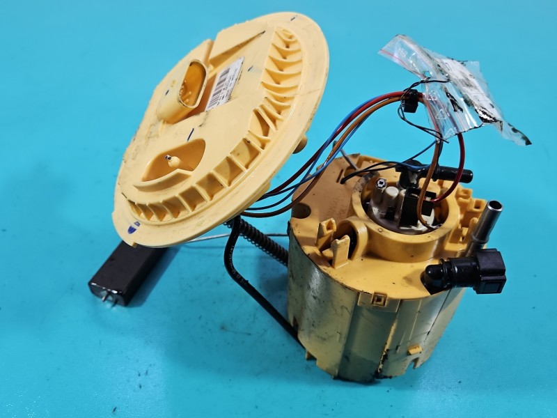 pompka Pompa paliwa Mercedes ML W164 3.0 CDI V6 A1644701794 Mercedes