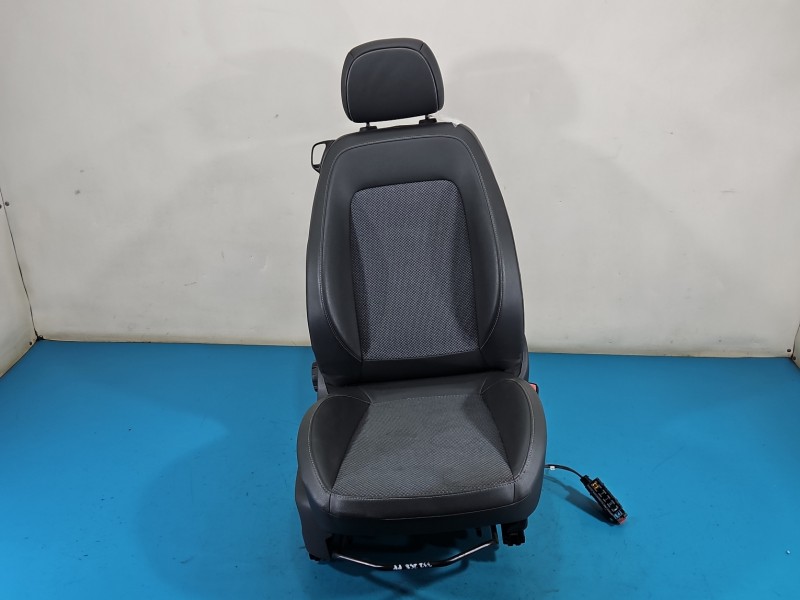 Fotel prawy przód pasażera Opel Corsa D 3d EUROPA