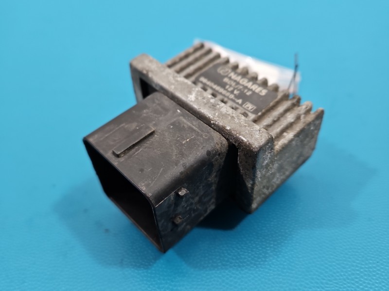 Przekaźnik świec żarowych Renault Master II 9640469680A