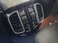 Konsola panel nawiewu Porsche Cayenne II 7P5907049F