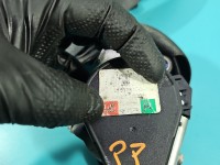 Pas bezpieczeństwa przód prawy pasażera Skoda Superb II 3T1857702, 3T0858471