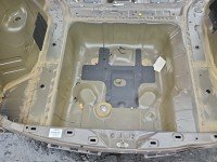 Pas tylny podłoga bagażnika Honda HR-V II 13-18 wanna HB ćwiartka