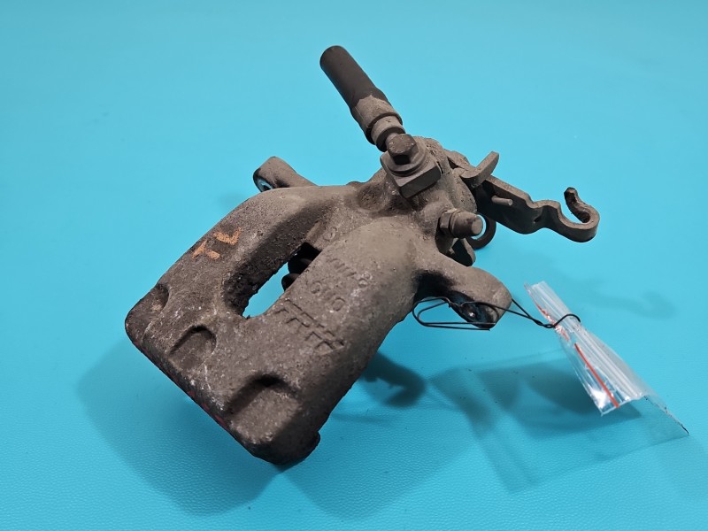 Zacisk tył lewy Seat Leon III 12- 2.0 tdi (Crmb) HB