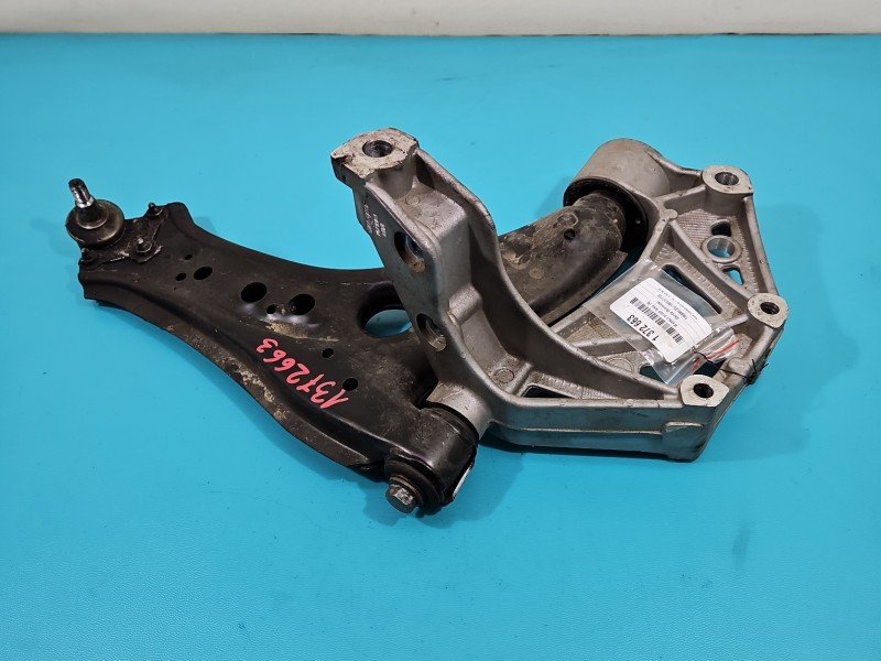 Wahacz przód prawy Skoda Roomster przedni