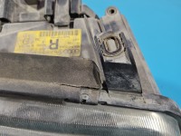Reflektor prawy lampa przód Audi A4 B5 EUROPA 0301094202, 8D0941004E