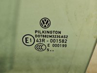 Szyba drzwi przód lewa Vw Touran I