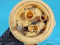 pompka Pompa paliwa Bmw X3 e83 2.0d 6763277 Producent części: BMW, 6pin