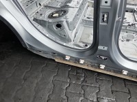 Próg prawy SŁUPEK ŚRODKOWY B BMW iX1U11 HB 5d C5A