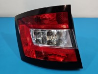 Lampa tył lewa błotnika Skoda Fabia III kombi EUROPA 6V9945095