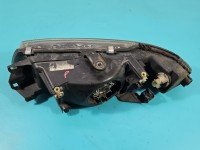 Reflektor prawy lampa przód Mitsubishi Carisma EUROPA