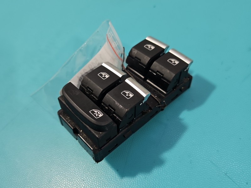 Przełącznik szyb Audi A4 B9 8W0959851E Producent części: Audi EU