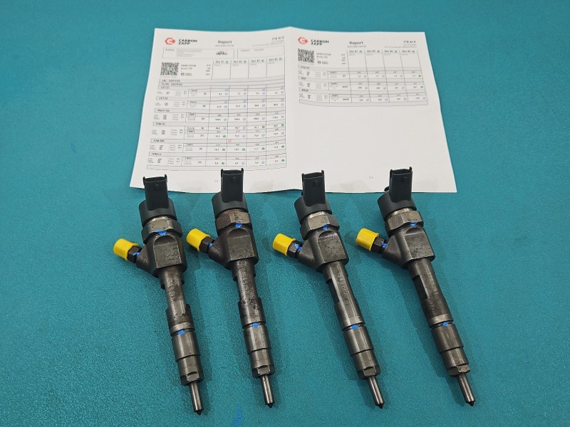 TESTOWANY Wtryskiwacz komplet Mitsubishi Space star 0445110146 1.9 dci