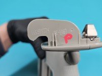 Przesłonka prawa AUDI Q5 8R 08- DASZEK osłona przeciwsłoneczna 8K0857552