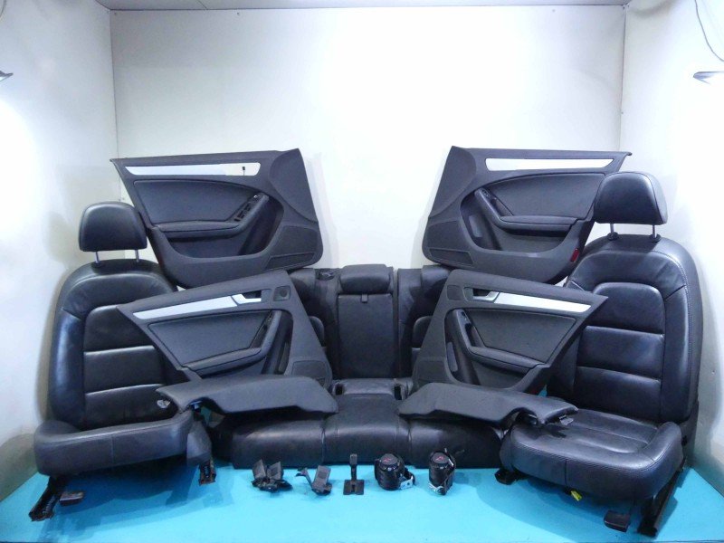 komplet foteli kanapa AUDI A4 B8